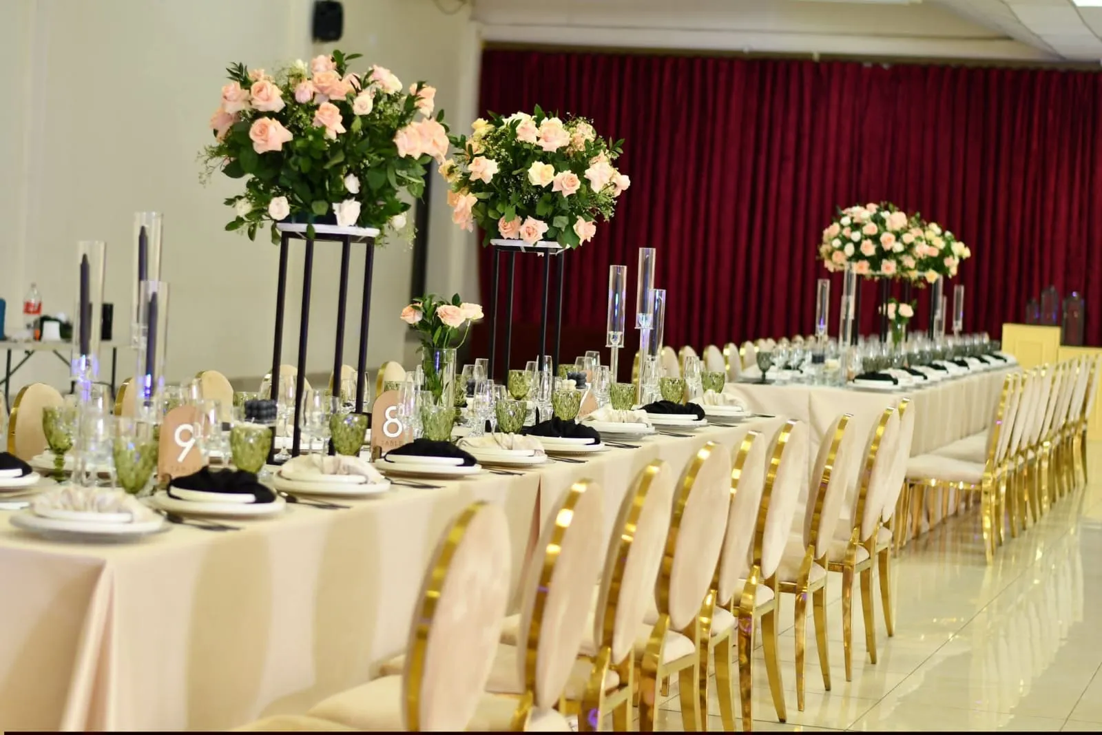 Long Centerpieces - Fresh Flowers for hire in Nairobi - photo 6